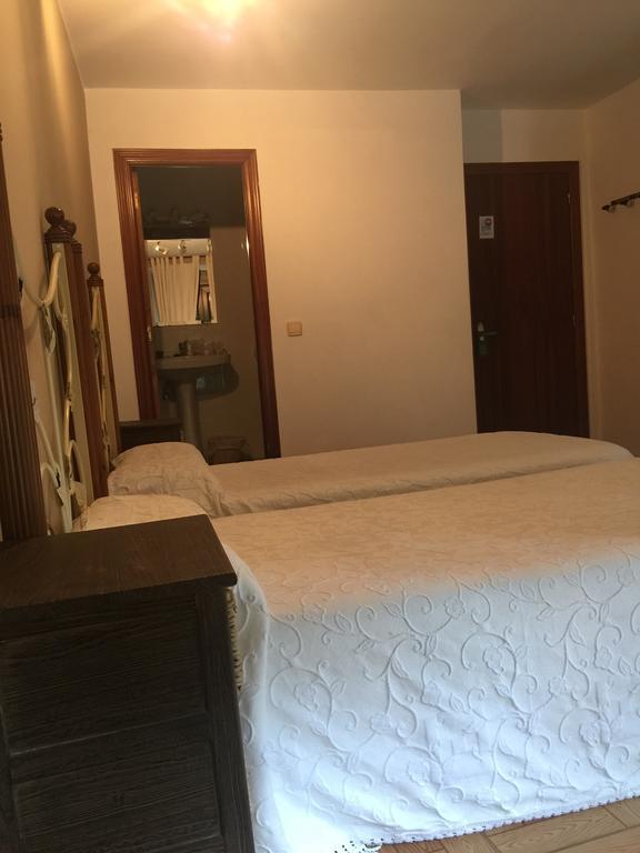 Pension Susierra Otel Cardes  Dış mekan fotoğraf